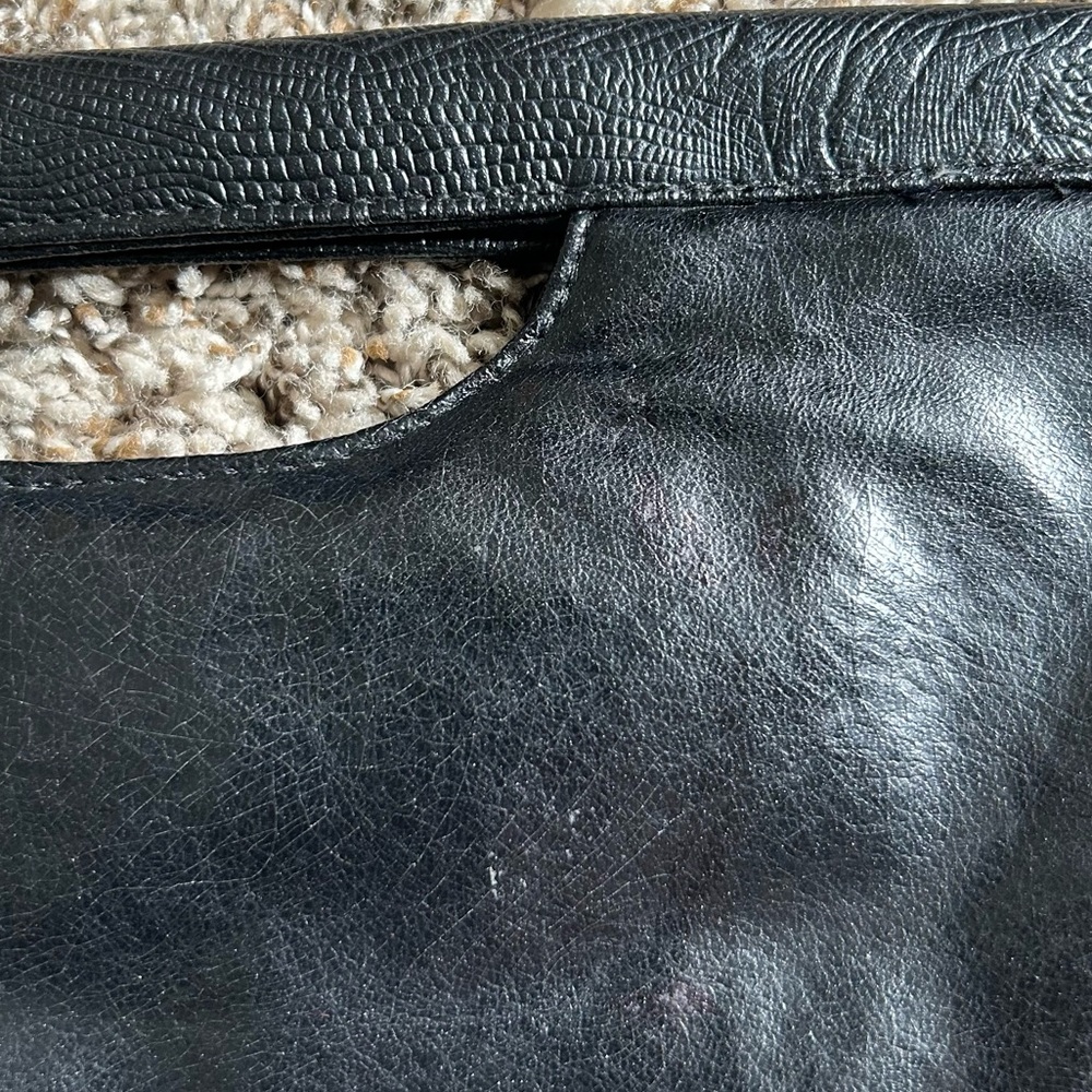 Azok Vintage Leather Clutch - Picture 11 of 15